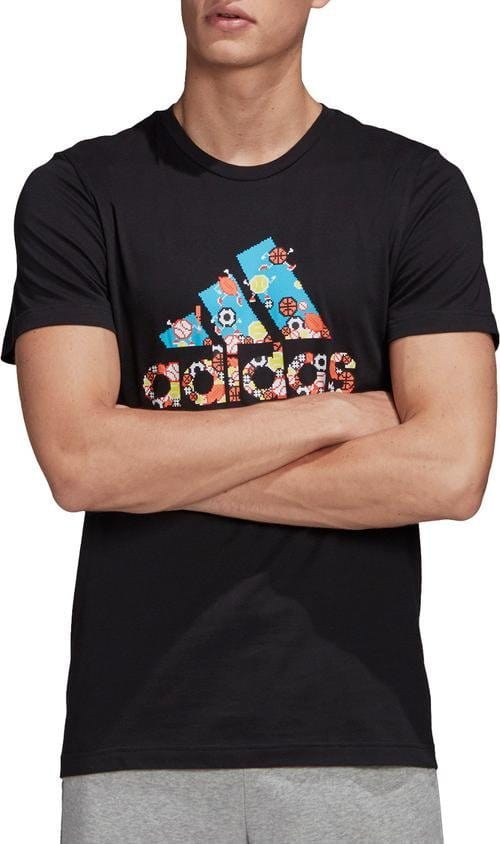 Camiseta adidas Sportswear 8-Bit BoS